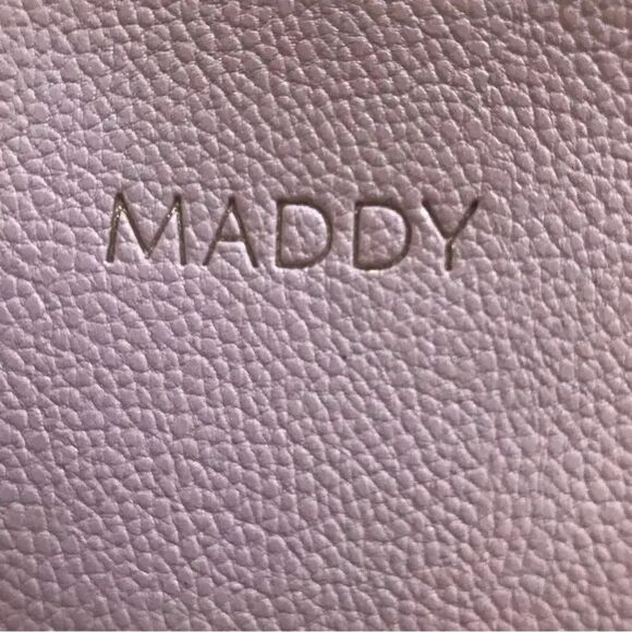 “Maddy” personalized pink wristlet with tassel and zipper - Picture 5 of 7